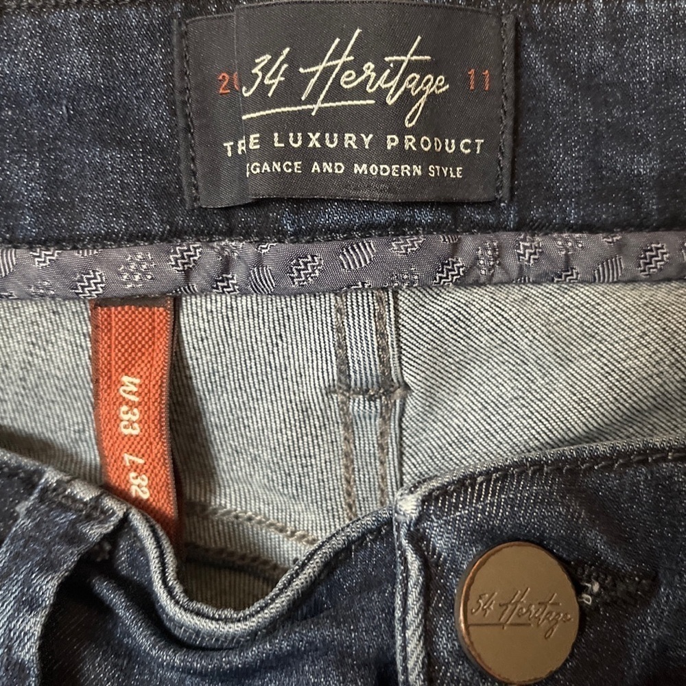 34 Heritage Charisma Comfort-Rise Classic Luxury Men's Blue Jeans - Picture 3 of 4